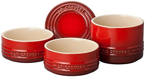 ラムカン 色：チェリーレッド ル・クルーゼ(Le Creuset) 耐熱容器 スタッキング・ラムカン・セット チェリーレッド 耐熱 耐冷 電子レンジ オーブン 対応 結婚祝い 記念日 ブライダル ギフト プレゼント