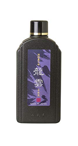 仕様:膠系使用範囲:淡墨*濃墨墨色:淡墨では茶系の黒、濃墨では艶のある純黒半紙・画仙紙の漢字練習・作品に