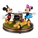 【取寄せ】 ディズニー Disney US公式商品 ミッキーマウス ミッキー ミニーマウス ミニー プルート Pluto フィギュア 置物 人形 光る ライトアップ おもちゃ ミュージカル [並行輸入品] Mickey and Minnie Mouse with Light-Up Musical Figure ? Disney100 グッズ スト 1