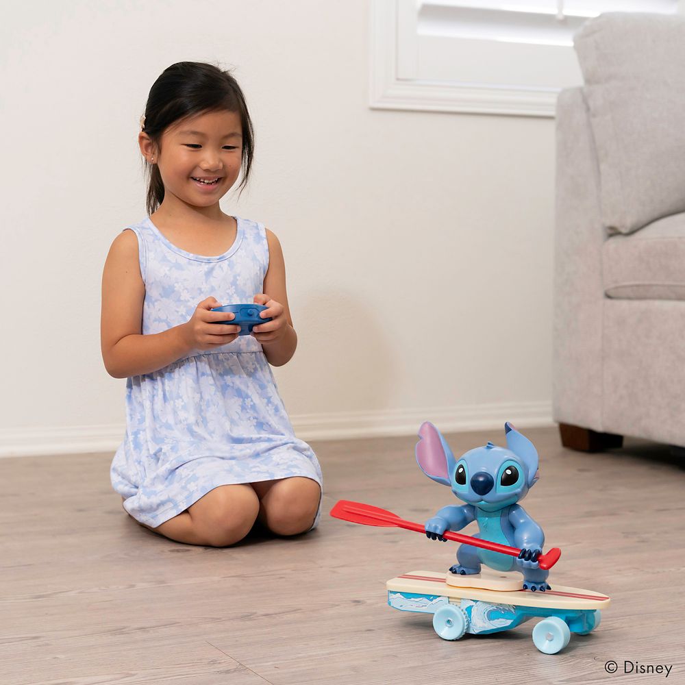 ビーマジカル楽天市場店の【取寄せ】 ディズニー Disney US公式商品 スティッチ リロとスティッチ リロ サーフボード [並行輸入品] Stitch Remote-Control Surfboard ? Lilo & Stitch グッズ ストア プレゼント ギフト クリスマス 誕生日 人気｜アングル3