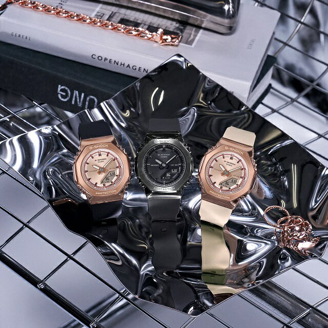 '25-1 ミッドサイズ メタルカバー アナデジ CASIO G-SHOCK WOMAN/カシオ ジーショックウーマン オクタゴン クオーツ ブラック:GM-S2110PG-1A4JF ピンク:GM-S2110PG-4AJF ダークグレー:GM-S2110B-8AJF