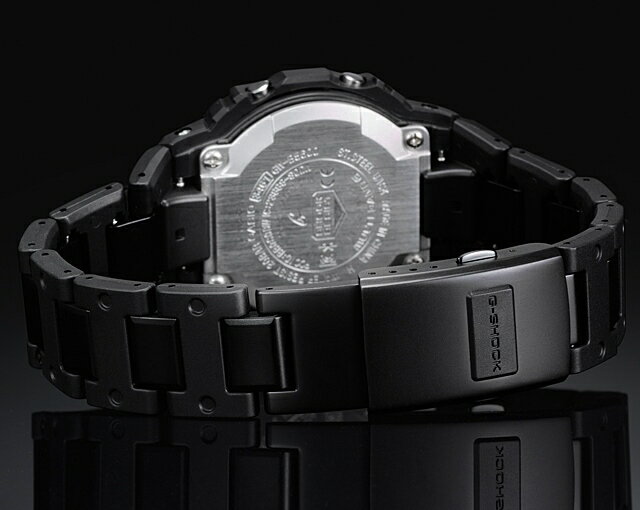 [正規品/日本全国送料無料!]CASIO/カシオ G-SHOCK/ジーショック ORIGIN/オリジン スクエア メンズタフソーラー電波 Connectedエンジン Bluetooth&#174;対応 ワールドタイム コンポジットバンド 20気圧防水 オールブラック GW-B5600BC-1BJF