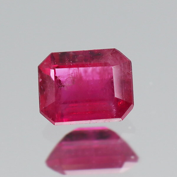 【選べる10％OFFかP10倍】 ☆レッドベリル レッドエメラルド オクタゴン 0.07ct 限定1個 ※こちらのルースを使用してのカスタマイズもお受けできます。