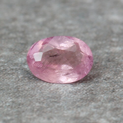 【ポイント10倍】 ☆ペツォタイト ラズベリル オーバル 0.14ct 限定1個 ※こちらのルースを使用してのカスタマイズもお受けできます。 【ポイント10倍】 ☆ペツォタイト ラズベリル オーバル 0.14ct 限定1個 ※こちらのルースを使用してのカスタマイズもお受けできます。