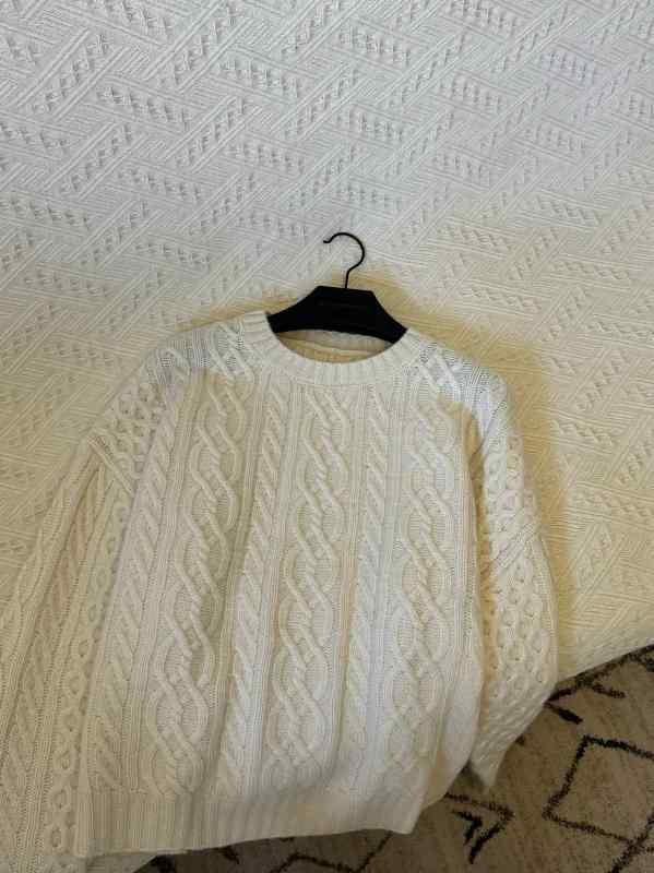 レディース ニット セーター 【 ASLEE】 マカロン ケーブル 編み ウール セーター ラウンドネック レトロ スタイル 柔らかい 白 ニット