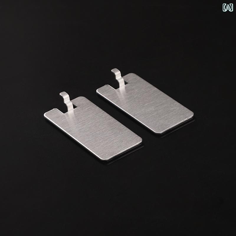 フック 引っ掛け 金具 壁に穴を開けずに使用できる鉄製の両面テープ付きフック。壁や装飾に個性をもた..