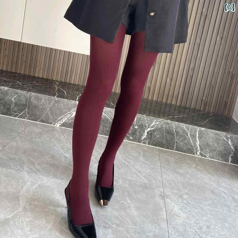 レディース ストッキング パンスト 2024年の春に向けて.ファッションや高級感を演出するウィンタータイツを探している女性向けに.80デニールの酒色のセミ透けるベロア素材のマット仕上げのレギンスが男性スメです。