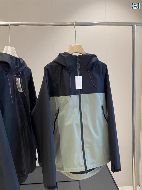 パーカー マウンテン アウトドア アウトドア用の機能的な風を防ぐカップル向けな防風防水仕様で.取り外し可能裏地が付いたフリース素材のフード付きフロントジップジャケット。