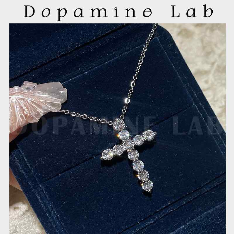 ネックレス　十字架　クロス 巨大 フラッシュ クロス 美しい 重厚な ラインストーン ドラゴンハート 同じ スタイル イン スウィート クール BM ネックレス