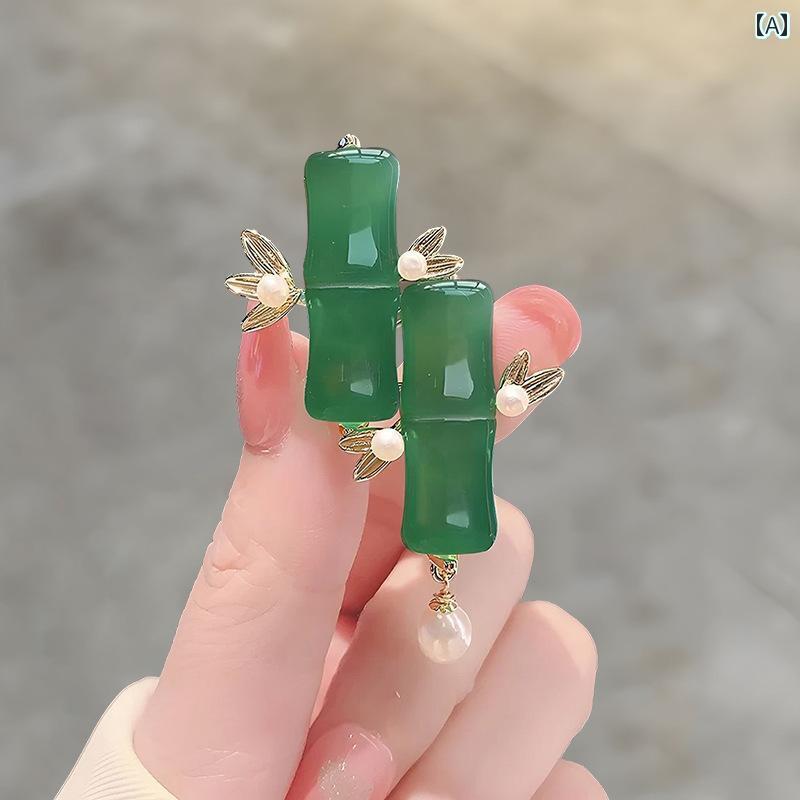 アクセサリー シュシュ ピン 千里の 河 山 ブローチ チャイナ風 ファッション レトロ 蝶 花 女性用 高級 パール タッセル コサージュ ジャケット ピン