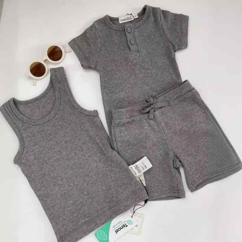 Rakuten - キッズ 子供用 短袖 Tシャツ トップス コットン 綿素材 螺紋 編み目 グレー グレー系 モランディカラー 春夏 半袖 ベビー 幼児 涼しい 吸湿速乾 通気性 普段使い カジュアル ソフト 伸縮性 軽量 日常着 部屋着 遊び着