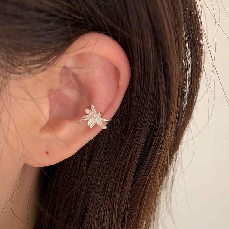 樂天商城 - イヤリング 女性用 ノンホール 耳骨クリップ フレンチスタイル レトロ 耳飾り クリップピアス 耳カフ スタイリッシュ アクセサリー