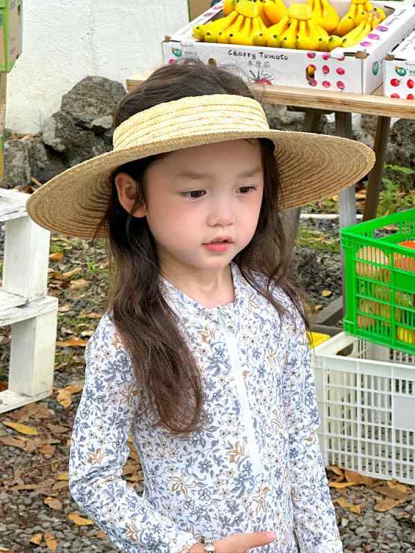 麦わら帽子 子供 夏 かわいい 大つば 通気性 ストロー素材 日よけ UVカット ファッション コーディネートしやすい 軽…