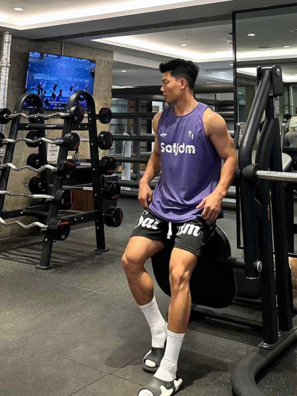 タンクトップ メンズ ノースリーブ バスケットボールウェア メッシュ 速干 吸汗 通気性 スポーツウェア ジム トレーニングウェア 運動用 部屋着 ルームウェア 大きいサイズ ゆったり 体型カバー フィットネスウェア ランニング スポーツ シャツ 軽い