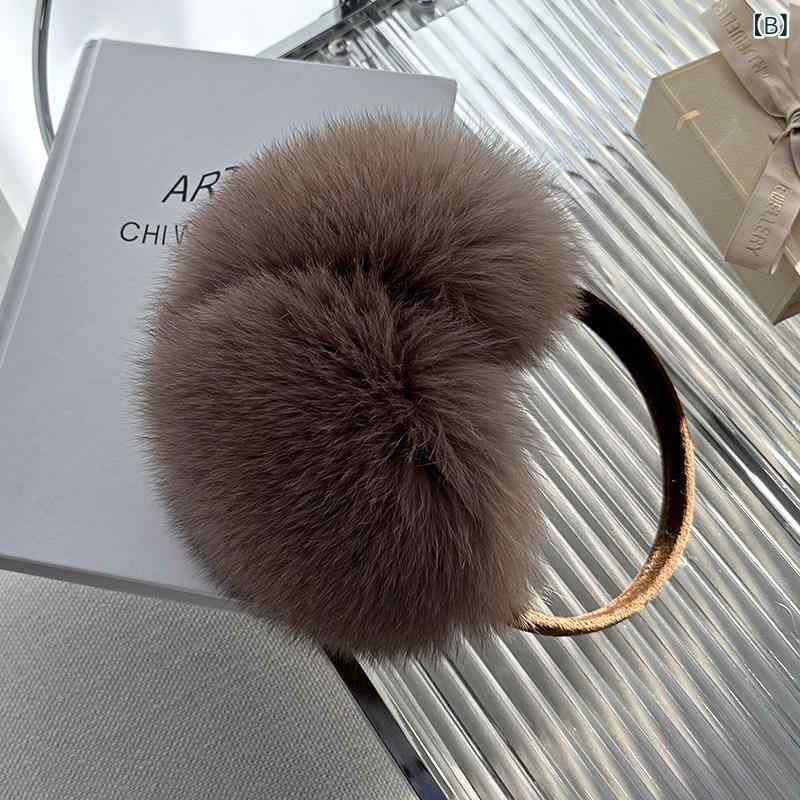 ベネフィメントショップの耳マフ 女性用 冬用 クリーム色 フェイクファー かわいい 伸縮式 韓国 単色 暖か 耳ウォーマー 保温性 フワフワ素材 日常使い 軽量｜アングル2
