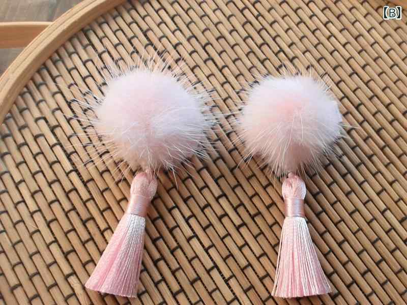 ベネフィメントショップのヘアクリップ 女の子用 キッズ ベビー 髪に優しい フルカバー ファー ポンポン タッセル フリンジ 付き ペアセット かわいい 柔らかい 素材 普段使い 髪飾り アクセサリー｜アングル2