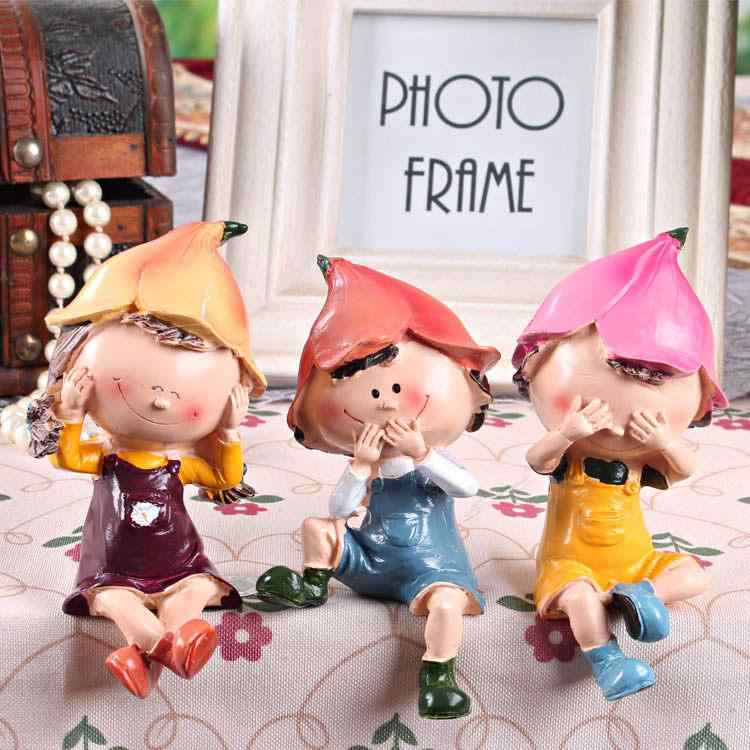 置物 レディース かわいい ぬいぐるみ マスコット 人形 三猿 不見・不聞・不言 キャラクター 学習用 ハンドメイド アート 雑貨 インテリア 部屋飾り オブジェ フィギュア 卓上装飾 ギフト用 大人 子供 勉強机 リビング 癒し系 縁起物 伝統工芸風