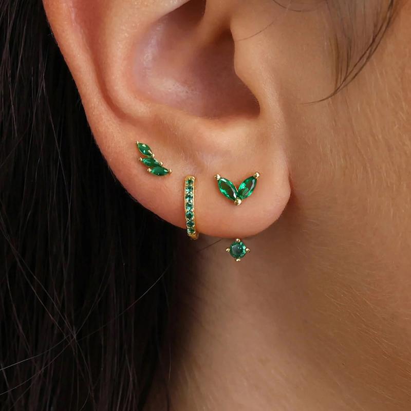 ピアス レディース アクセサリー セット 電気メッキ加工 金メッキ おしゃれ かわいい 大人っぽい 6点セット 耳飾り イヤーカフ 耳元 ジュエリー 両耳用 普段使い デイリー 通勤用 パーティー デート 上品 高級感 華奢 シンプル カジュアル 組み合