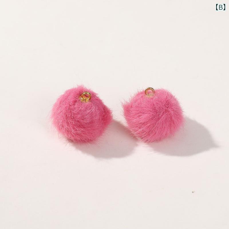 ベネフィメントショップのピアス レディース アクセサリー パーツ DIY 材料 もこもこ 飾り 毛玉 チャーム 頭飾り 髪飾り ペンダント素材 手芸用パーツ ふわふわ感 フェイクファー 手作りアクセ かわいい お洒落 雑貨 クラフト用品 耳飾り用 デコレーションパーツ アクセサ｜アングル3