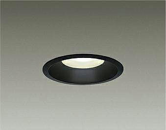 LED 6.8W 電球色／2700Kアルミダイカスト 黒塗装アクリル 乳白(マット)径φ137 埋込穴φ125 埋込深77mm0.4kg●拡散パネル付●AC100V●光束維持時間60,000時間●取付可能天井厚5〜25mm●調光器併用不可●12VA定格光束 600 lm消費電力 6.8 W固有エネルギー消費効率 88.2 lm/WRa93(クラス2)白熱灯100W相当傾斜天井にも使用可能(55°まで)メーカー希望小売価格はメーカーカタログに基づいて掲載しています