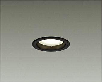 LEDユニットフラット形(径60mm) 6W(GX53-1) 電球色／2700K鋼板 黒塗装径φ87 埋込穴φ75 埋込深79mm0.4kg●AC100V●ランプ寿命40,000時間●取付可能天井厚5〜25mm●調光器併用不可●11VA定格光束 530 lm消費電力 6 W固有エネルギー消費効率 88.3 lm/WRa93(クラス2)白熱灯100W相当傾斜天井にも使用可能(55°まで)メーカー希望小売価格はメーカーカタログに基づいて掲載しています