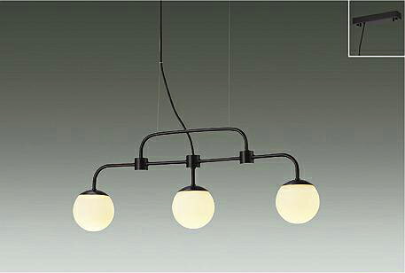 (ランプ付)LED 4.0W(E11)×3灯 拡散形 電球色／2700K鋼板・鋼管 黒塗装ガラス 乳白(消し)巾125 長775 全長700〜1200mm3.1kg●15VA●吊高さ調節可能●AC100V●調光可能(5％〜100％)●調光にはLED専用調光器(別売)をご使用ください。●ランプ寿命40,000時間定格光束 910 lm定格消費電力 12 W固有エネルギー消費効率 75.8 lm/WRa93白熱灯60W×3灯相当★★★★★★★★★★★★取付方法：【工事必要型】★★★★★★★★★★★★※取付・施工には電気工事士の資格が必要ですメーカー希望小売価格はメーカーカタログに基づいて掲載しています当社は受注後のメーカーお取り寄せ対応です。そのため、ご注文商品が複数の場合は納期が一番遅いものに合わせて全て同時発送となります。配送料金についての詳細はこちらをご覧ください。