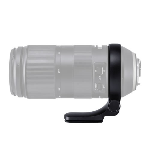 TAMRON タムロン レンズオプション 100-400mm F/4.5-6.3 Di VC USD専用三脚座 ( A035TM ) デザイン性と持ちやすさを兼ね備えた、アルカスイス互換のクイックシューに対応する三脚座です。手持ち撮影だけではなく、三脚を使用した撮影も可能なため、表現の幅が広がります。また、着脱も簡単でシーンに合わせて最適な撮影方法を選択できます。