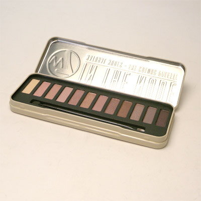 w7 12色のアイシャドウパレット インザヌード