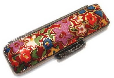 【クーポン発行中】印鑑ケース 朱肉付き 15mm おしゃれ 13.5ミリ〜15ミリ用 四季の庭園 いぶし枠 花尽くし 赤 銀ローケツケース ハンコ 入れ ケース