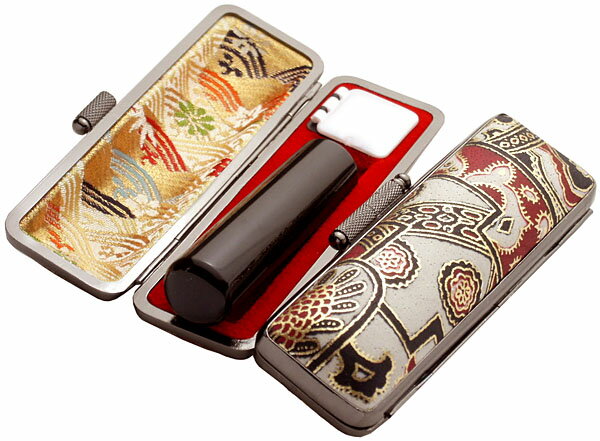 【300円クーポン中】印鑑 銀行印 実印 ケース付き はんこセット 黒水牛 印鑑セット 13.5mm アタリ付き 印鑑ケース 朱肉付き ローケツ染め かがやき ...