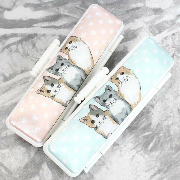 【100円クーポン中】印鑑ケース 猫 ねこ はんこケース ホワイトフレーム にゃんこ 猫姉妹 ケース 全2色 10.5mm 〜 12mm ケースの中が汚れないタ...