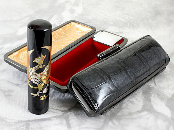 【100円クーポン中】印鑑 実印 15mm はんこセット 黒水牛印鑑 開運 蒔絵 フェニックス 牛革 型押し シャイニングクロコ 印鑑ケース ケース付き 朱肉付...