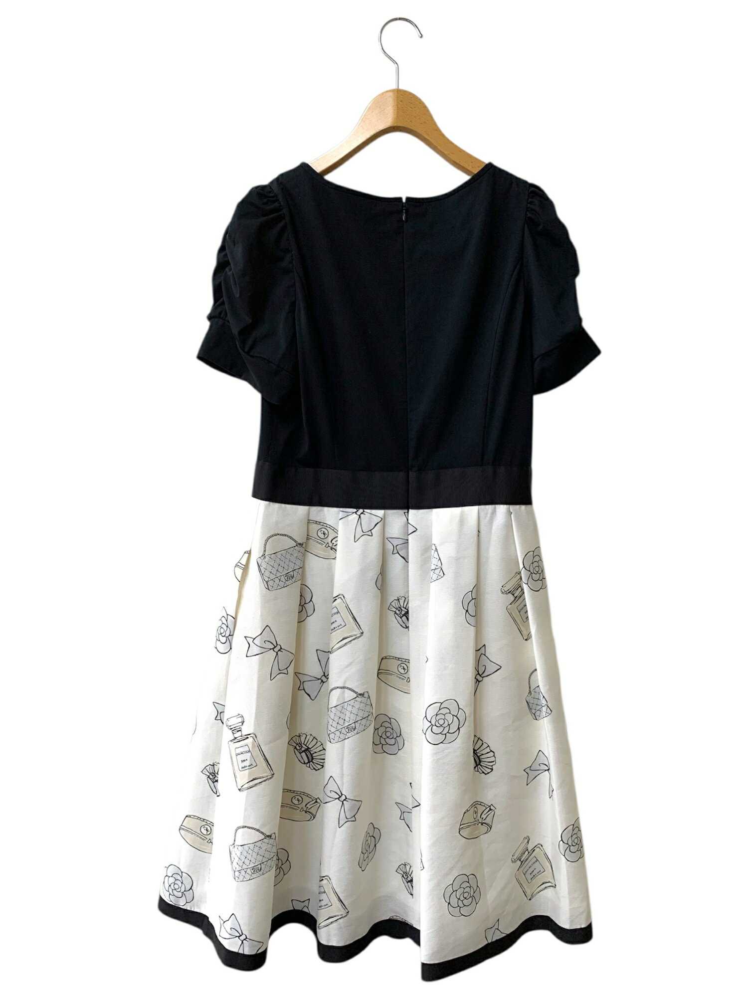 エムズグレイシー 111321 ワンピース 40 ブラック ウエスト切替 アイコンモチーフ リボン【中古】 ITLLSSGD8MP0