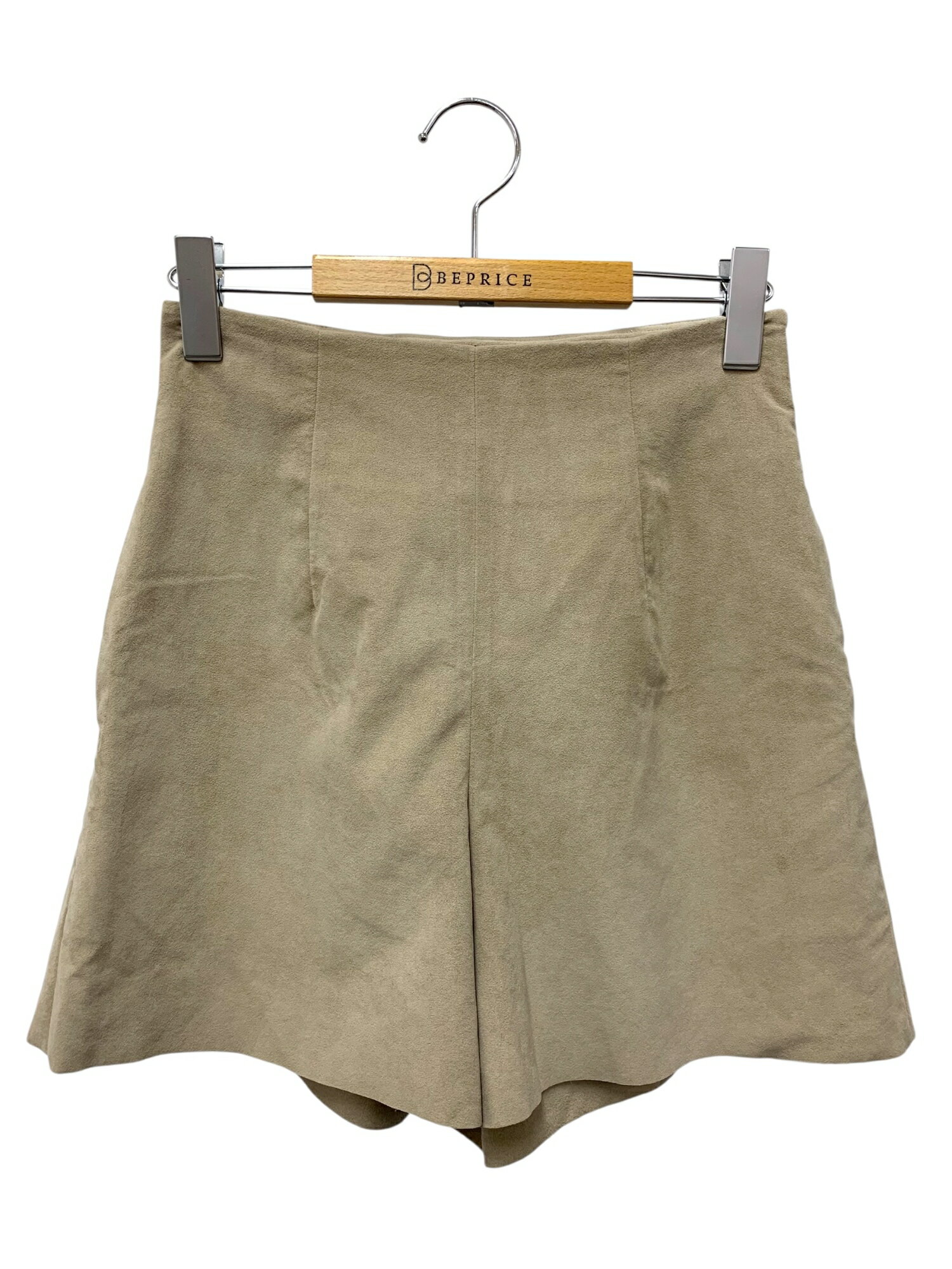 乐天商城 - フォクシーブティック 36237 パンツ 38 ベージュ 36237 Suede Short Pants【中古】 ITQCUJ3199S3