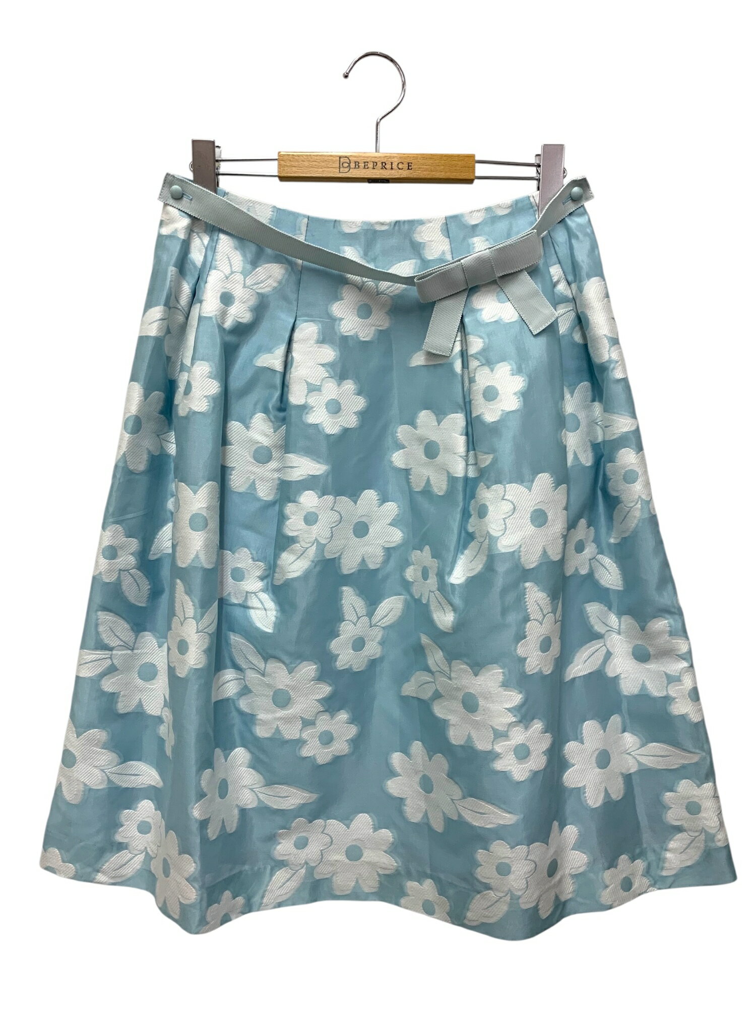 管理番号 ITT8TJ5GRGNZ ブランド エムズグレイシー カテゴリー スカート 性別タイプ レディース カラー ブルー系 表記サイズ 40 実寸サイズ 総丈: 約60cm ウエスト: 約73cm 素材 ※画像参照 商品状態 Aランク ...