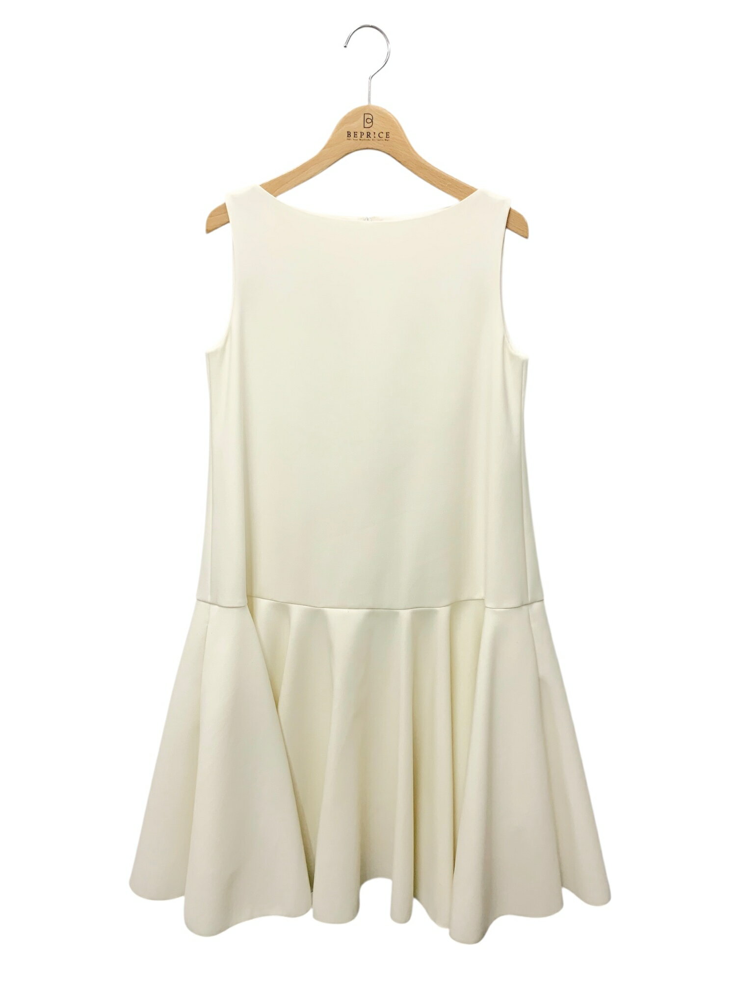 専用ですフォクシー ❤︎ Dress Chypre ワンピース　38 楽天市場】38 フォクシー ワンピース ホワイトの通販