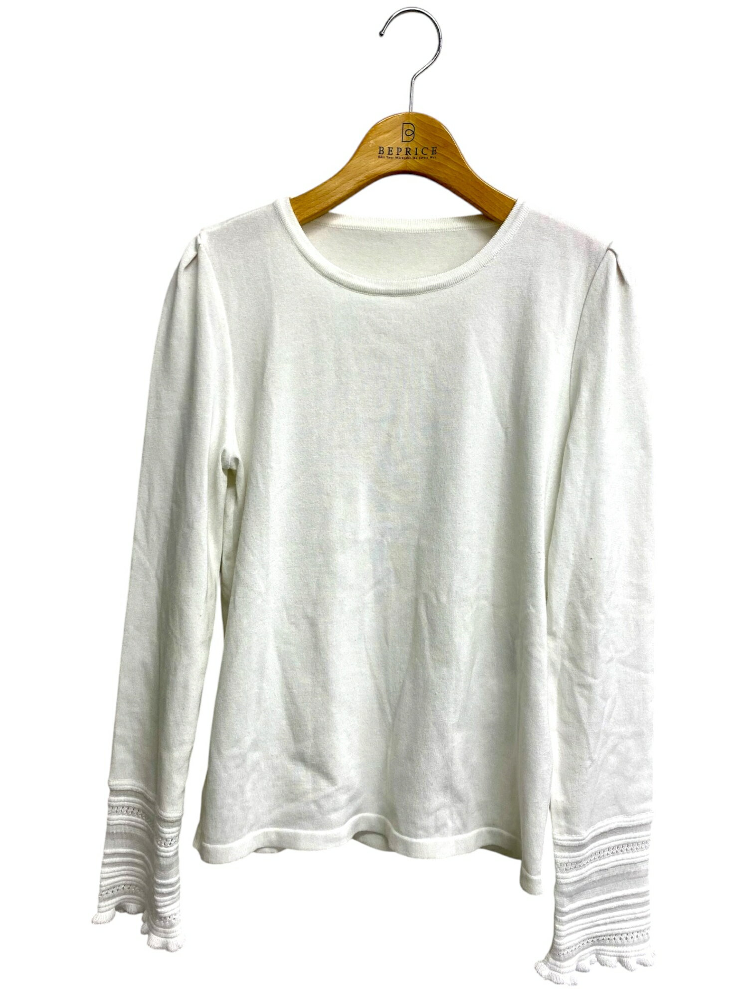 美品　FOXEY NEWYORK フォクシー　ニット　セーター　バックVネック 極美品》フォクシー 2020年 Vネックサマーニット セインボーテ