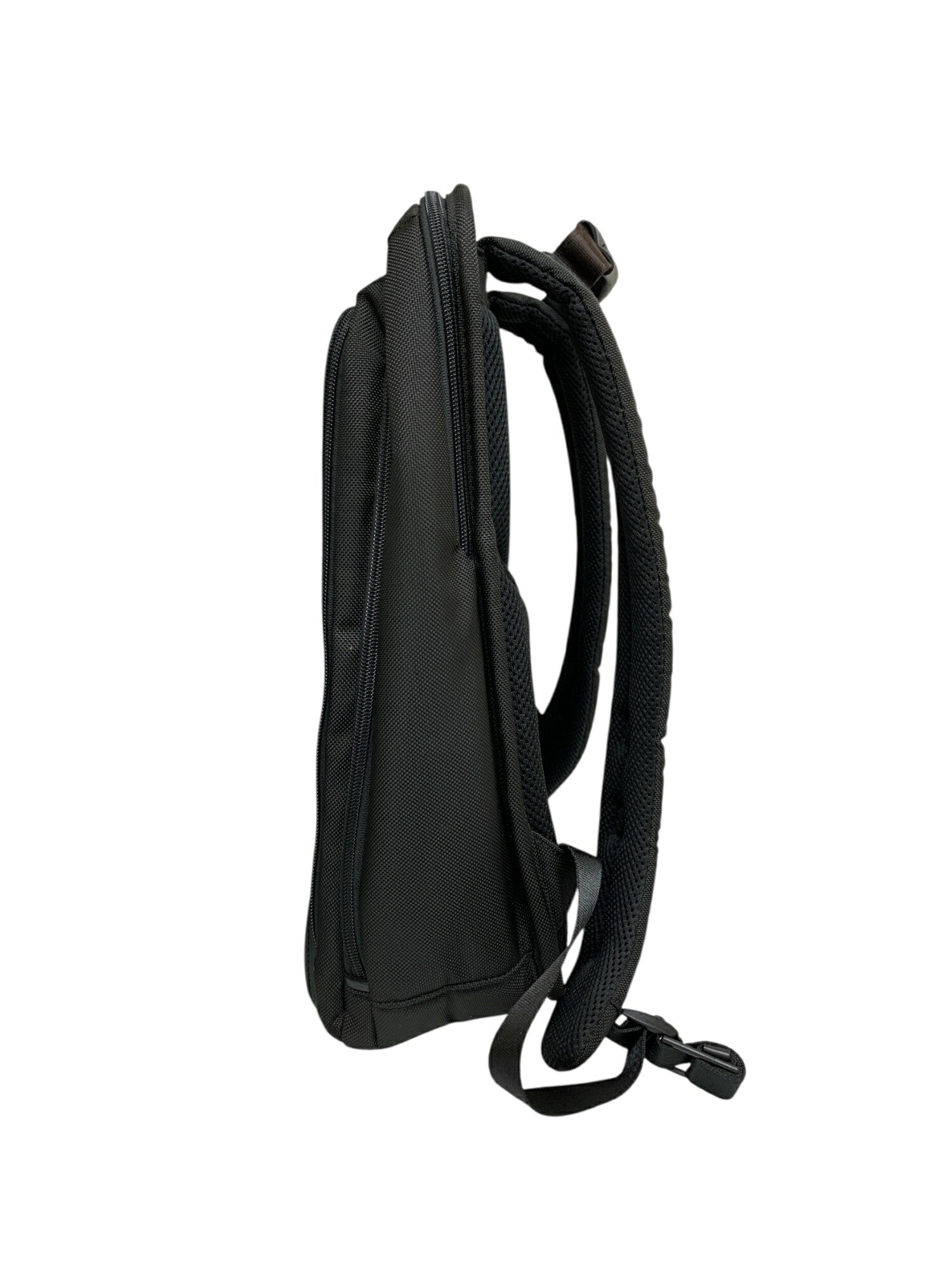 トゥミ ALPHA 3 Slim Backpack 2603581D3 ブラック【中古】 ITGI7IOP1DUE