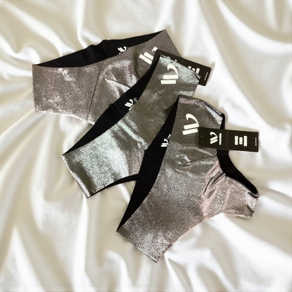 【wearable】レディース インナーシームレスショーツ 高級感 シルバー 3枚セット