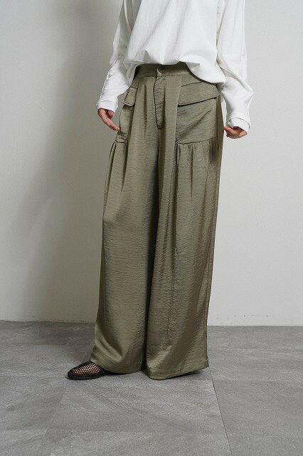 Rakuten - 【予約】【早期予約でポイント10倍】【CYAN 2026 AUTUMN&WINTER Vol1】【9月中旬～9月下旬入荷予定】CYAN　TOKYO　シアン シアントーキョー　ギャザーポケットサテンワイド　型番604502