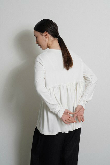 Rakuten - 【予約】【早期予約でポイント10倍】【CYAN 2026 AUTUMN&WINTER Vol1】【9月中旬～9月下旬入荷予定】CYAN　TOKYO　シアン シアントーキョー　バックギャザーウォームロング　型番604505