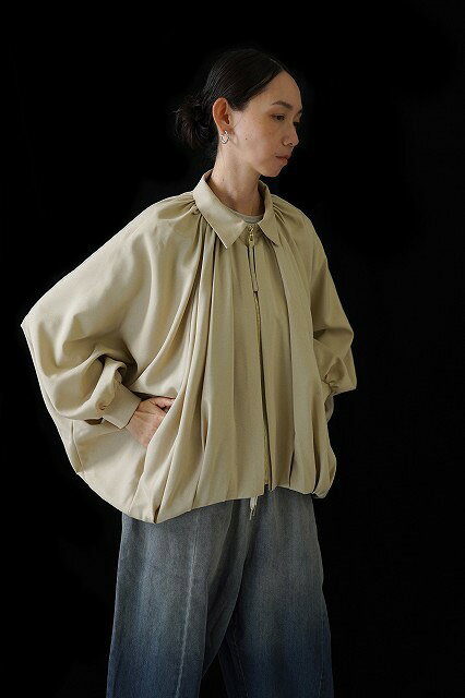 【即納】【CYAN 2026 SPRING&SUMMER Vol1】　CYAN　TOKYO　シアン　シアントウキョウ　ラウンドギャザードルマンブルゾン bequadro-10001524 bequadro サンプル画像2