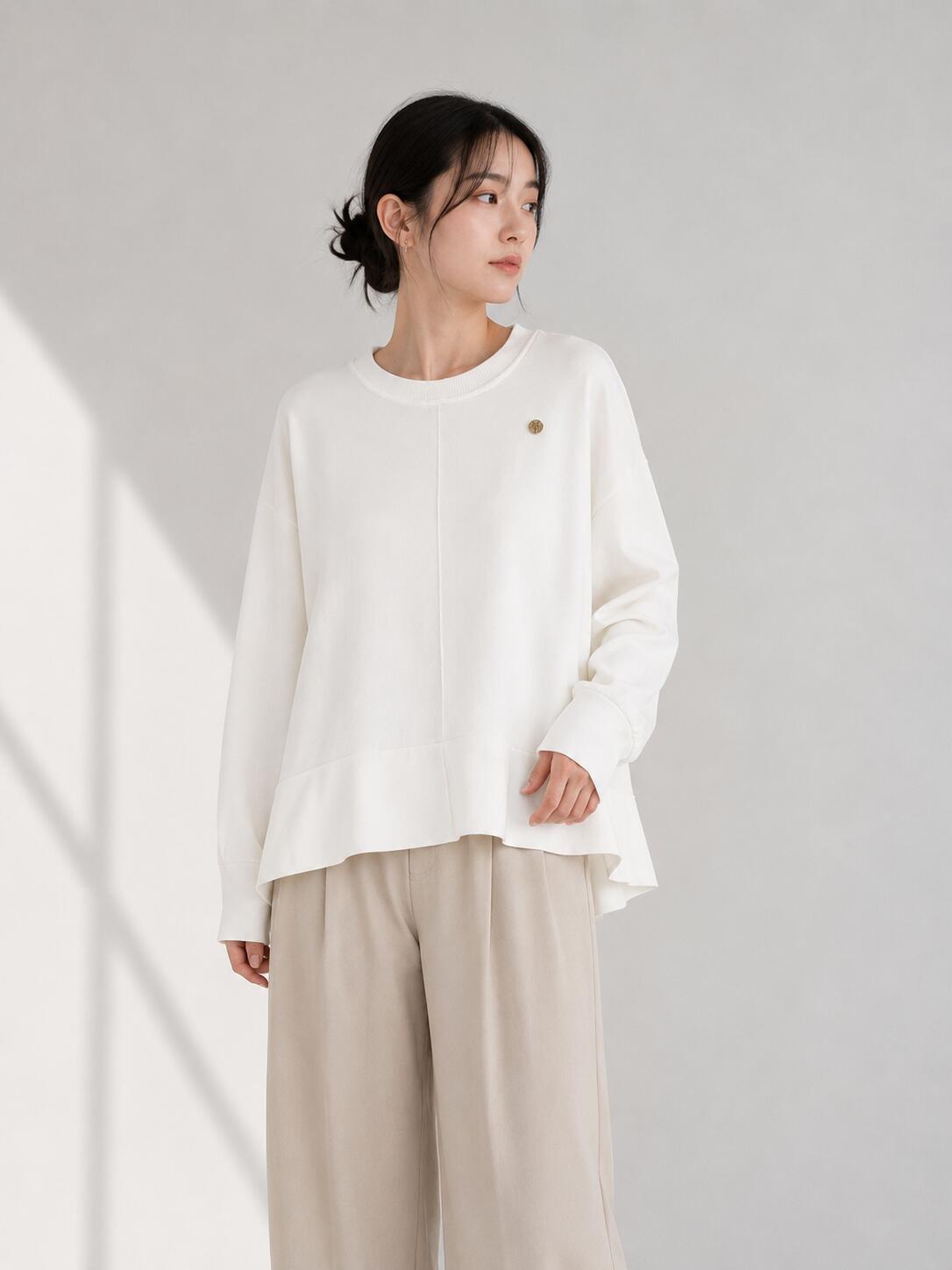 Rakuten - 【予約】【早期予約でポイント10倍】【PRIORITY 2026 winter collection】【10月上旬～10月中旬入荷予定】PRIORITY プライオリティ　フレアーニットプルオーバー/P67002KR