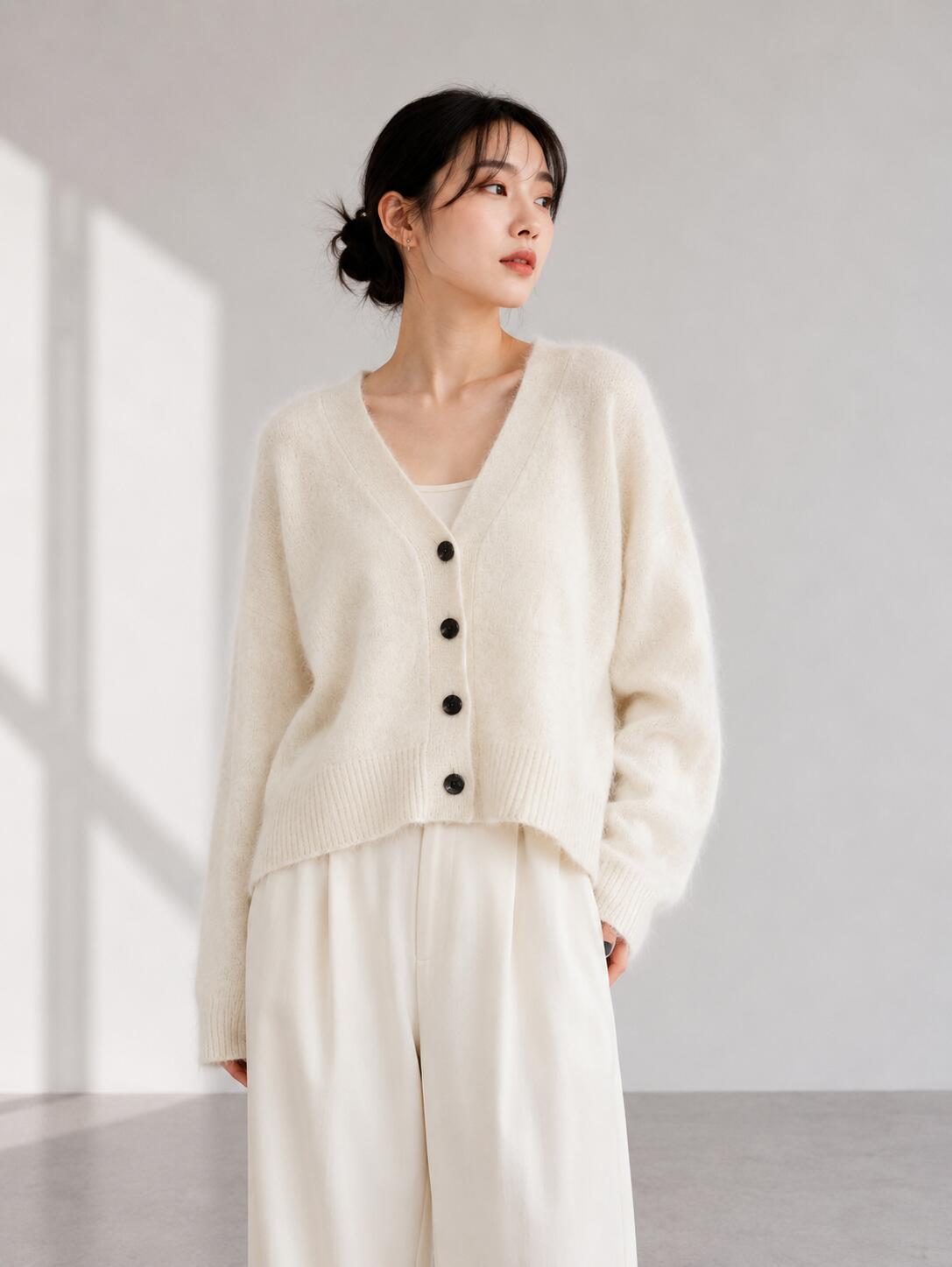 Rakuten - 予約】【早期予約でポイント10倍】【PRIORITY 2026 winter collection】【10月中旬～10月下旬入荷予定】PRIORITY プライオリティ　シャギーウールカーデ/P67004KR
