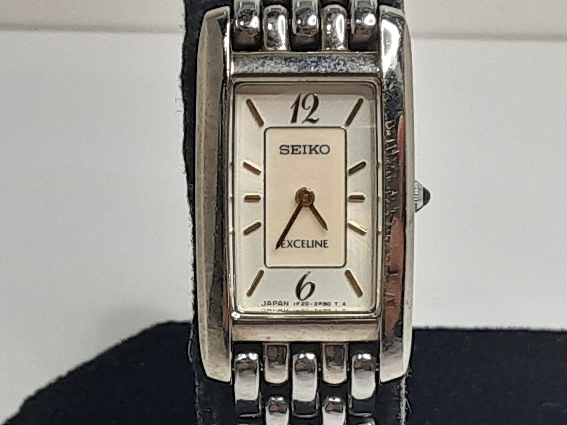 楽天市場】エクセリーヌ 中古(ブランドセイコー)(腕時計)の通販 楽天市場】エクセリーヌ 中古(ブランドセイコー)(腕時計)の通販