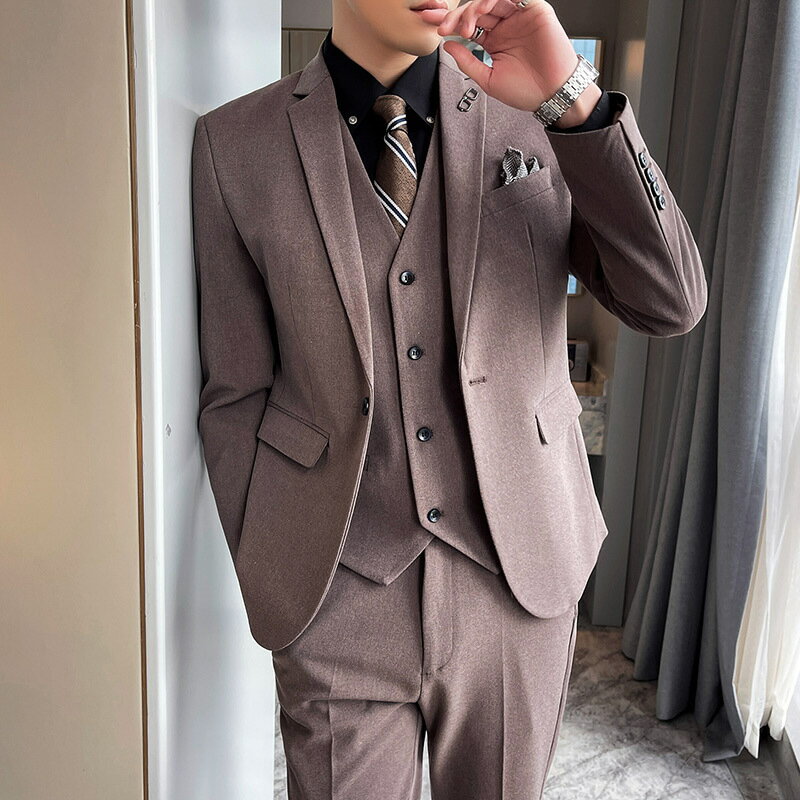 送料無料 メンズ スリーピース タキシード スーツ メンズ 紳士服 礼服 メンズスーツ フォーマル ビジネススーツ リクルートスーツ 通勤 オフィス 就職活動 面接 入社 カジュアルスーツ 結婚式 二次会 卒業式 入学式 スリムスーツ 出張 パンツスーツ 成人式 発表会 面接