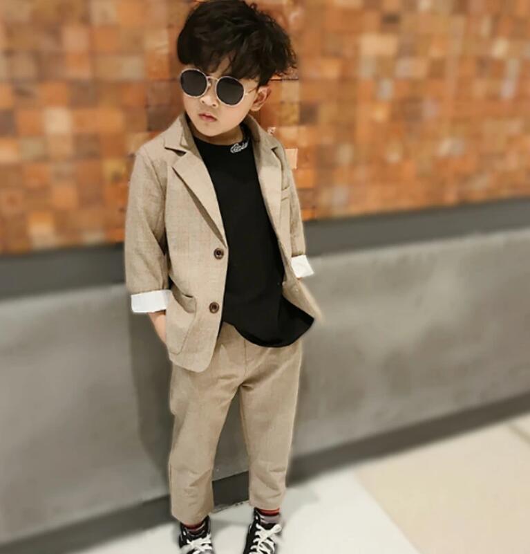 送料無料　韓国風 キッズ 男の子 スーツ フォーマル 子供服 上下セット チェック カジュアルスーツ 結婚式 入学式 卒業式 通園 通学 発表会 お祝い/ギフト/プレゼント 2点セット ジャケット+パンツ