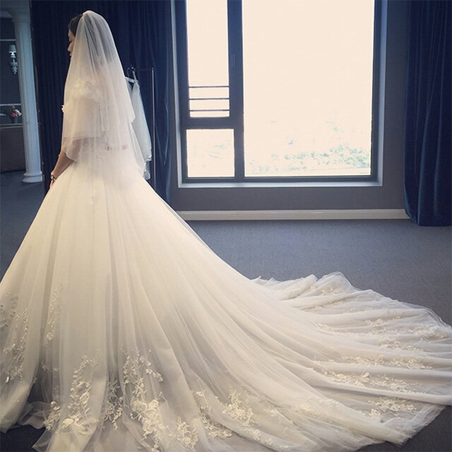 ウェディングドレス 袖あり ブライダルドレス トレーン ドレス 白 ホワイトドレス Aライン 花嫁ドレス チュール フラワー プリンセスドレス 結婚式ドレス キレイめ 二次会ドレス 披露宴 挙式 編み上げ 送料無料