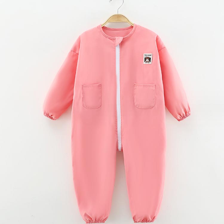 Be-RushSHOPのお砂場着 長袖 プレイウエア 子供 オーバーオール キッズ ロンパース 女の子 男の子 つなぎ プルオーバー 撥水加工 子供服 子ども こども ベビー お砂場 遊び着 汚れ防止 水遊び 小学生 幼稚園 保育園 お食事 エプロン おしゃれ かわいい プレゼント 80 90 100 110cm｜アングル3