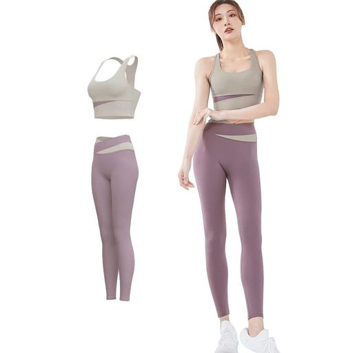 【着用サイズ】【S:推奨体重:42KG-47KG/推奨カップ(65A/65B/65C/70A)】【M:推奨体重:47KG-52KG/推奨カップ(65C/70A/70B/70C)】【L:推奨体重:52KG-57KG/推奨カップ(70D/75A/75B/75C/75D/80A)】【XL:推奨体重:57KG-65KG/推奨カップ(75C/75D/80A/80B)】【2XL:推奨体重:65KG-75KG/推奨カップ(80A/80B/80C/80D/85A/85B)】※生地の伸縮性によって多少の誤差が生じる場合があるので、サイズを選択する時は参考体重をご参照ください。 【スポーツウェア専用素材】伸縮性に優れた柔らかい生地は、胸を締めつけないため着心地抜群です。高弾力のスパンデックス素材を採用したことで、柔らかくて滑らかな肌触りも実現し、運動時も快適な着心地を保ちます。また吸汗性・速乾性に優れ、発汗によるベタつきを軽減します。洗濯を重ねても形が崩れにくく、また色落ちはありません。よれよれになったり、毛玉ができたりすることなく抜群の耐久性を誇ります。